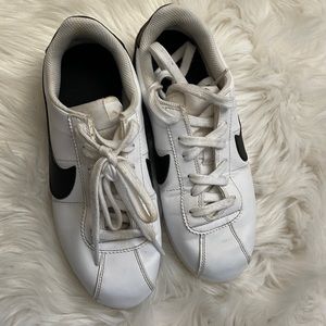 Nike women sneaker